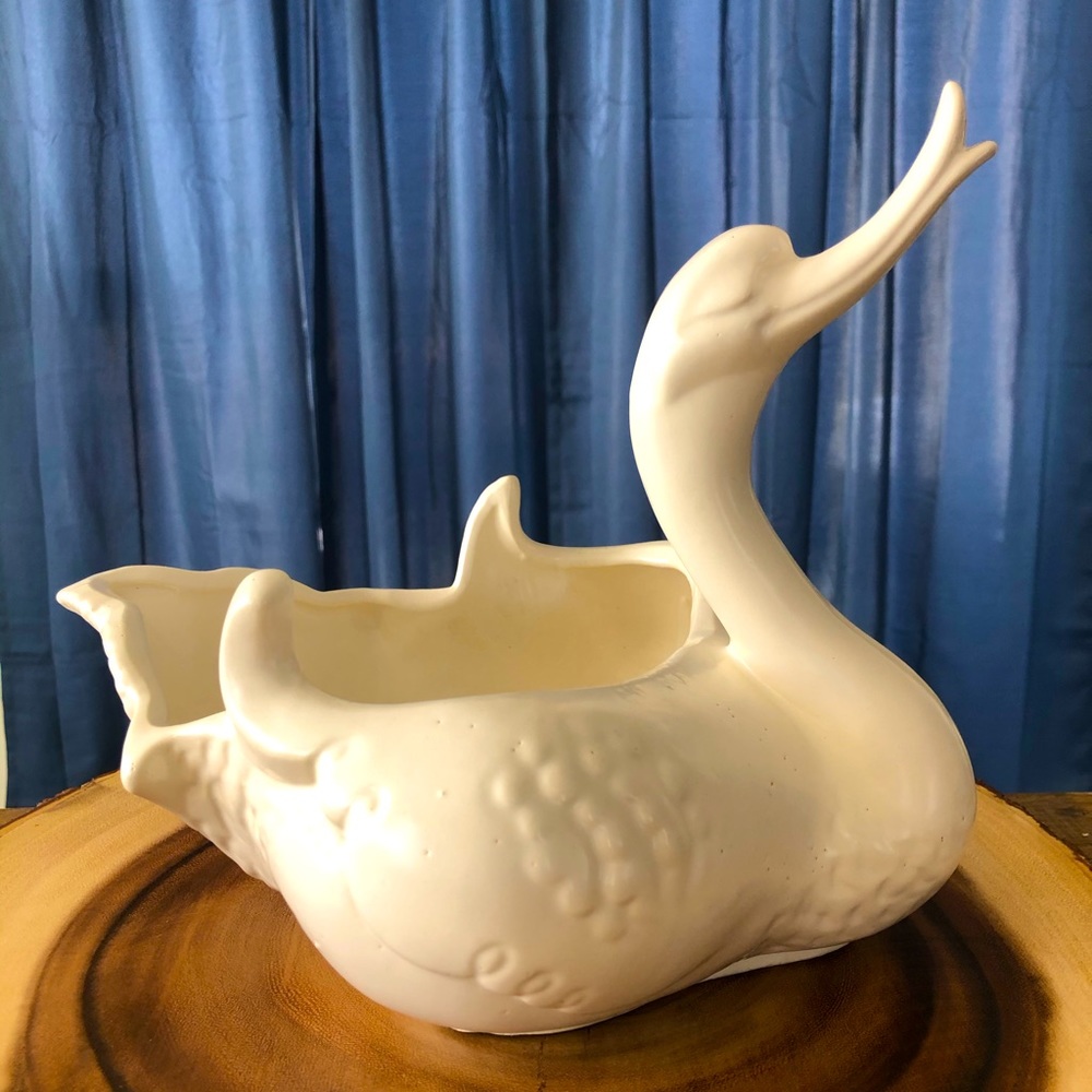 Vintage Swan Planter